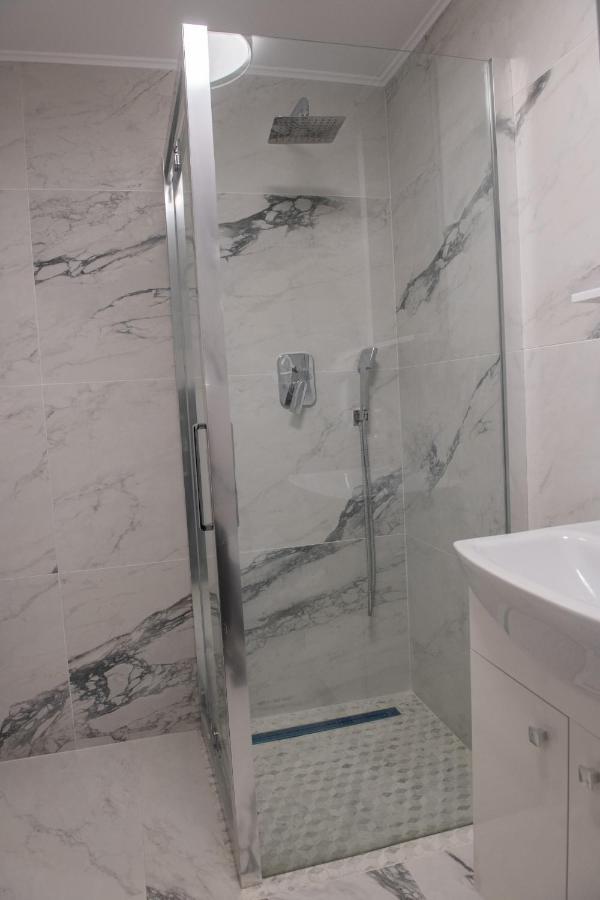 Apart Hotel Center Piatra Neamţ Eksteriør billede