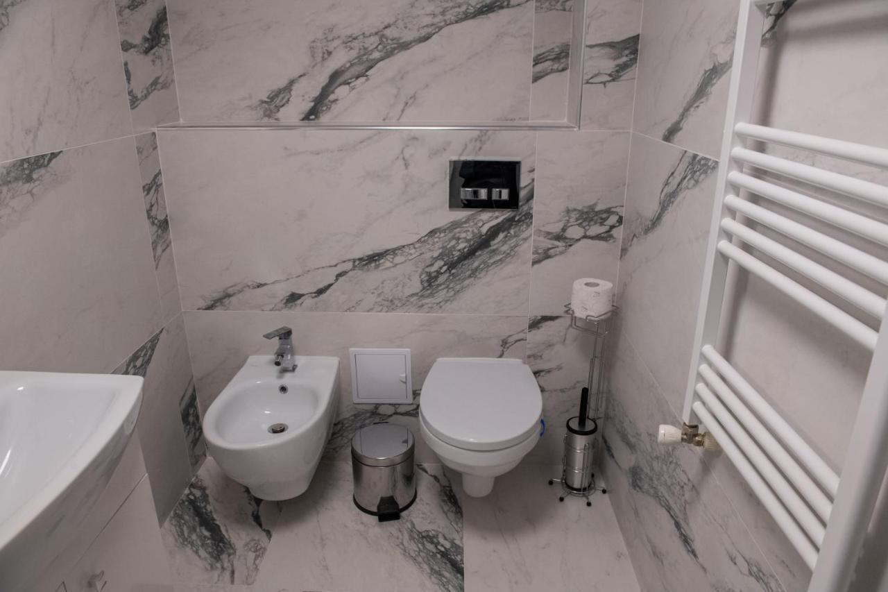 Apart Hotel Center Piatra Neamţ Eksteriør billede