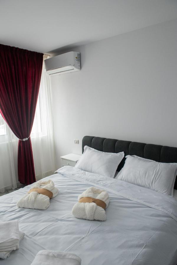 Apart Hotel Center Piatra Neamţ Eksteriør billede