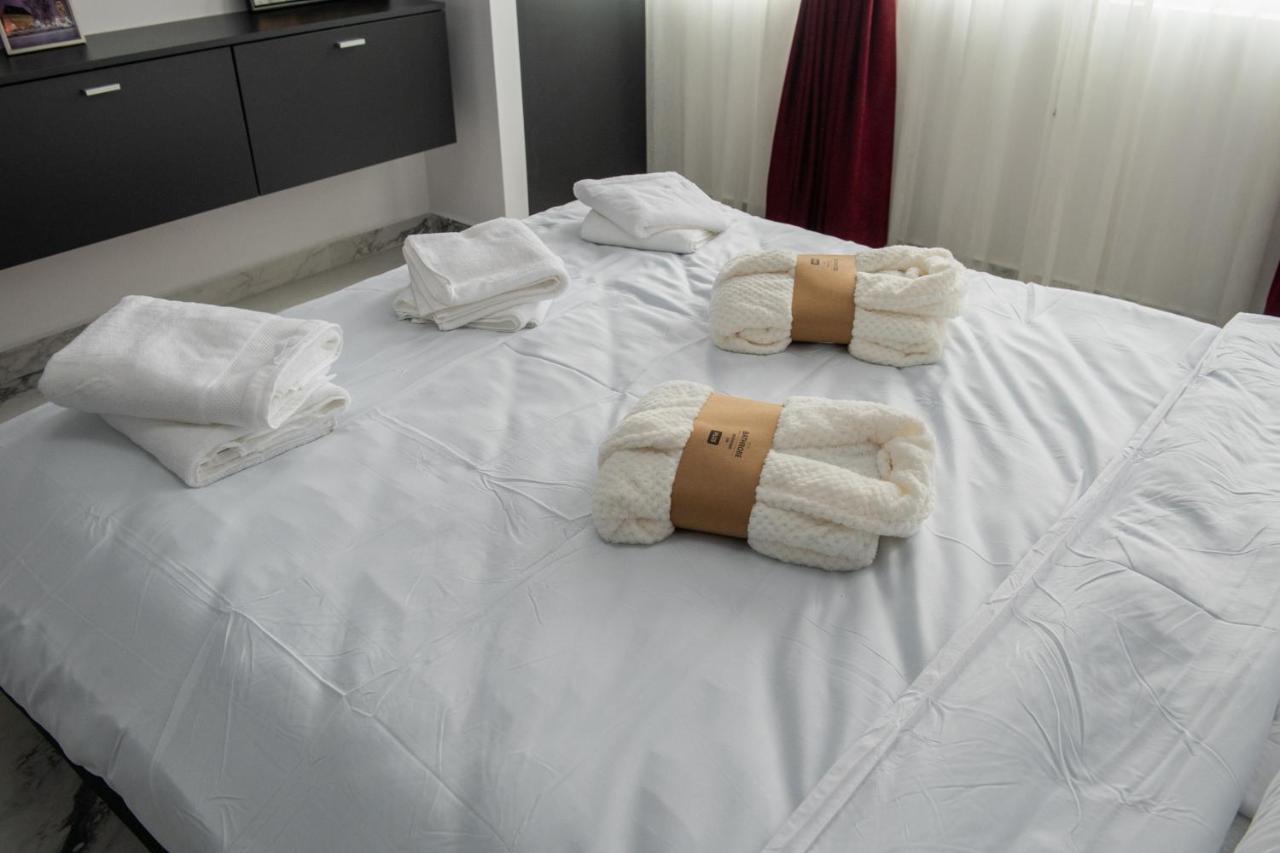 Apart Hotel Center Piatra Neamţ Eksteriør billede