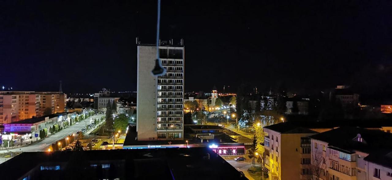 Apart Hotel Center Piatra Neamţ Eksteriør billede